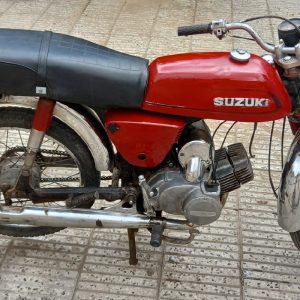 سوزوکیa100