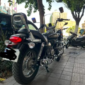 اونجر باجاج ۲۲۰