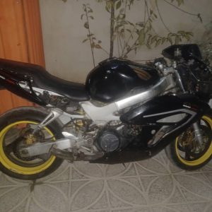 سی بی ار۱۰۰۰