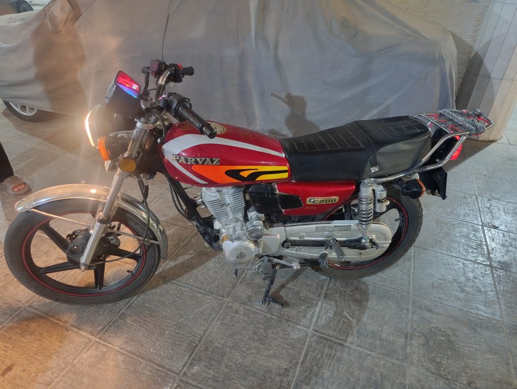 هوندا 200 پرواز